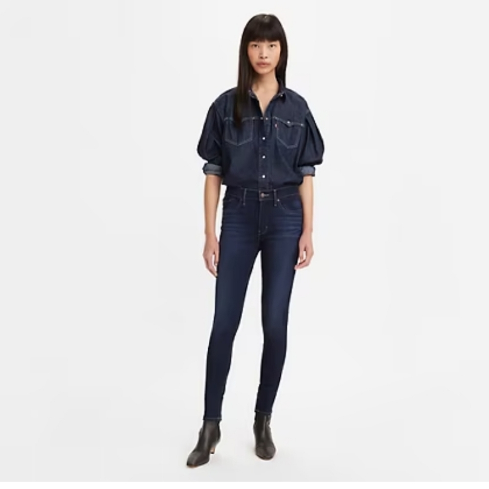 Levis 311 shaping skinny jeans